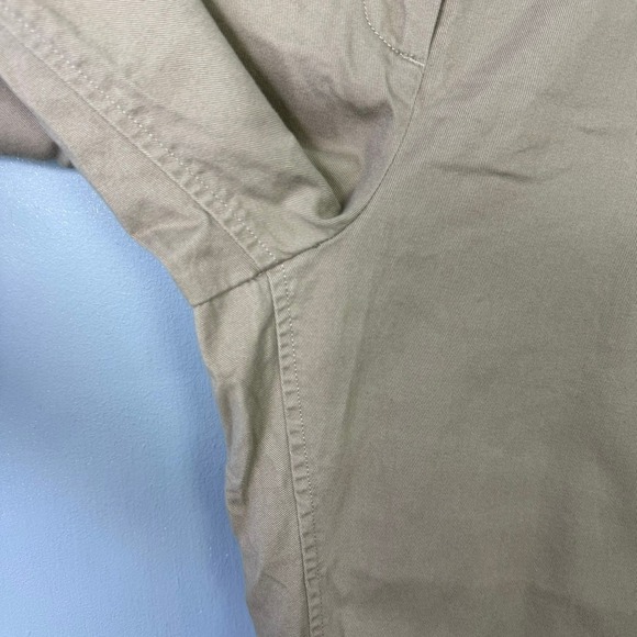 Disney Parks Khaki Tan Capri Pants Blue Embroidered Mickey Mouse Women's Size 12 - Picture 7 of 12